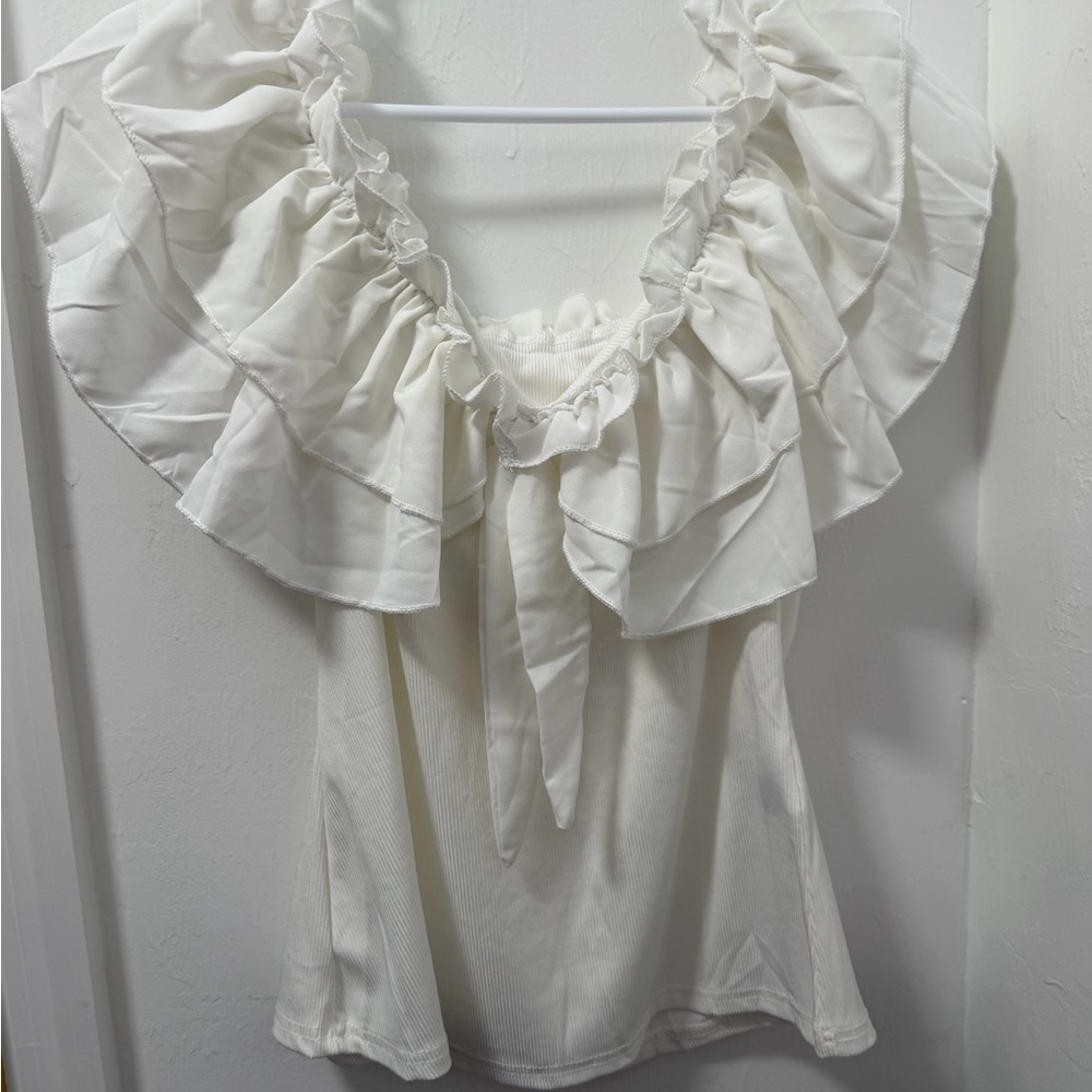 SHEIN White Ruffle Tie-Front Blouse💗